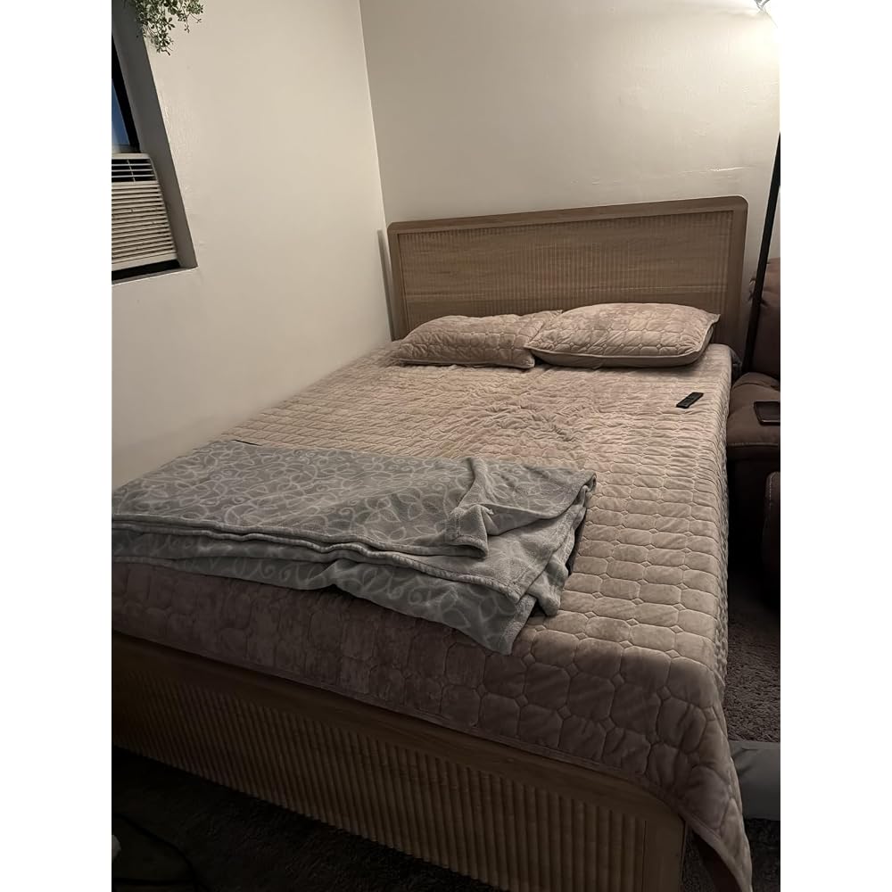 Queen Wood Bed Frame with Fluted Headboard & Footboard, Walnut